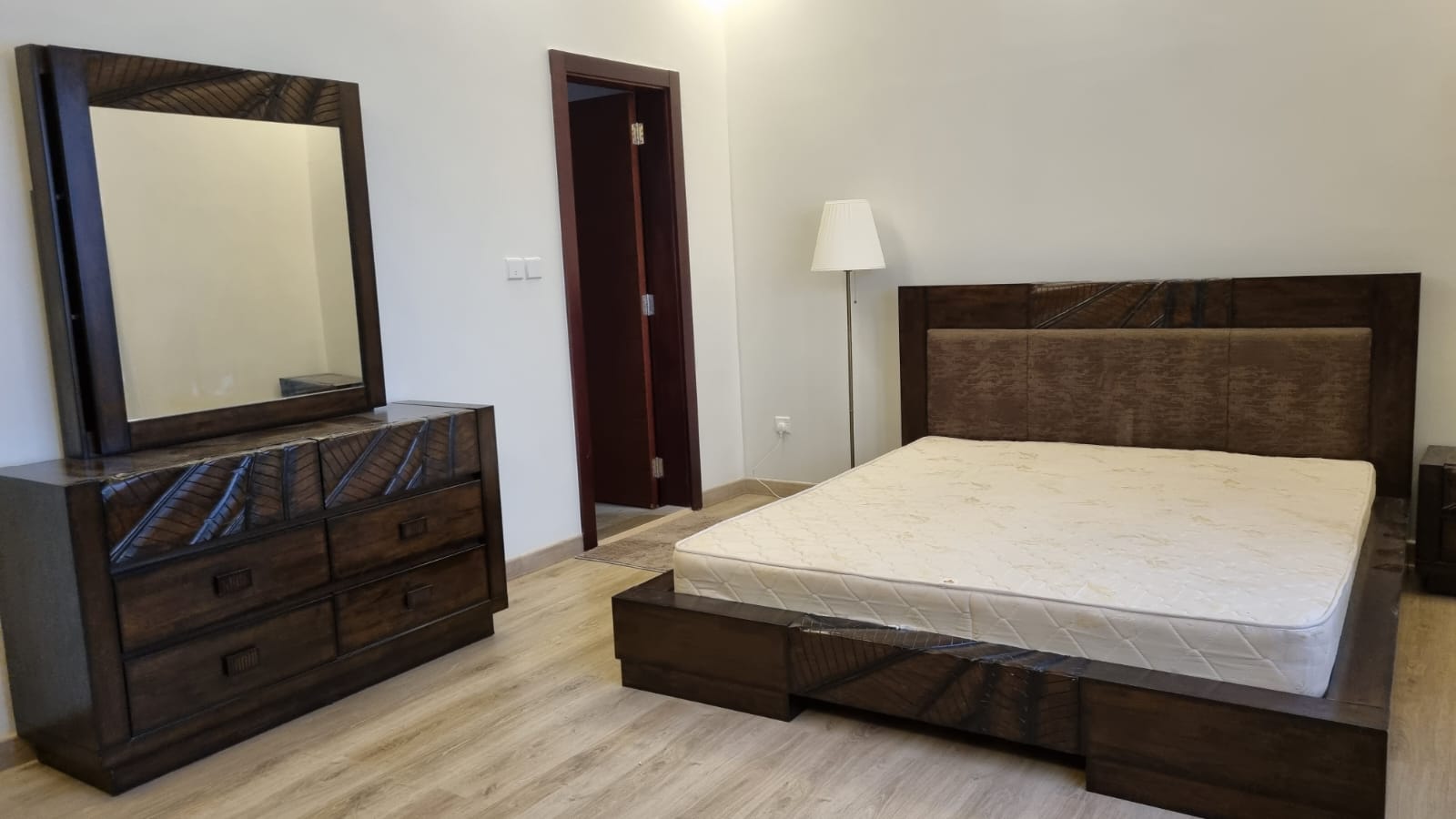 Property image4